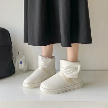 Белые Теплые Зимние ботинки Женская Новинка зимы 2024, Корейская версия, Плюшевая Удобная Нескользящая хлопчатобумажная обувь, повседневная обувь на открытом воздухе, Толстая  5