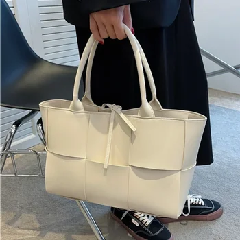 ПОВСЕДНЕВНЫЕ сумки Большой емкости Для женщин, модные кожаные тканые сумки-тоут, дизайнерские однотонные сумки через плечо из искусственной кожи в клетку со шнуровкой  5